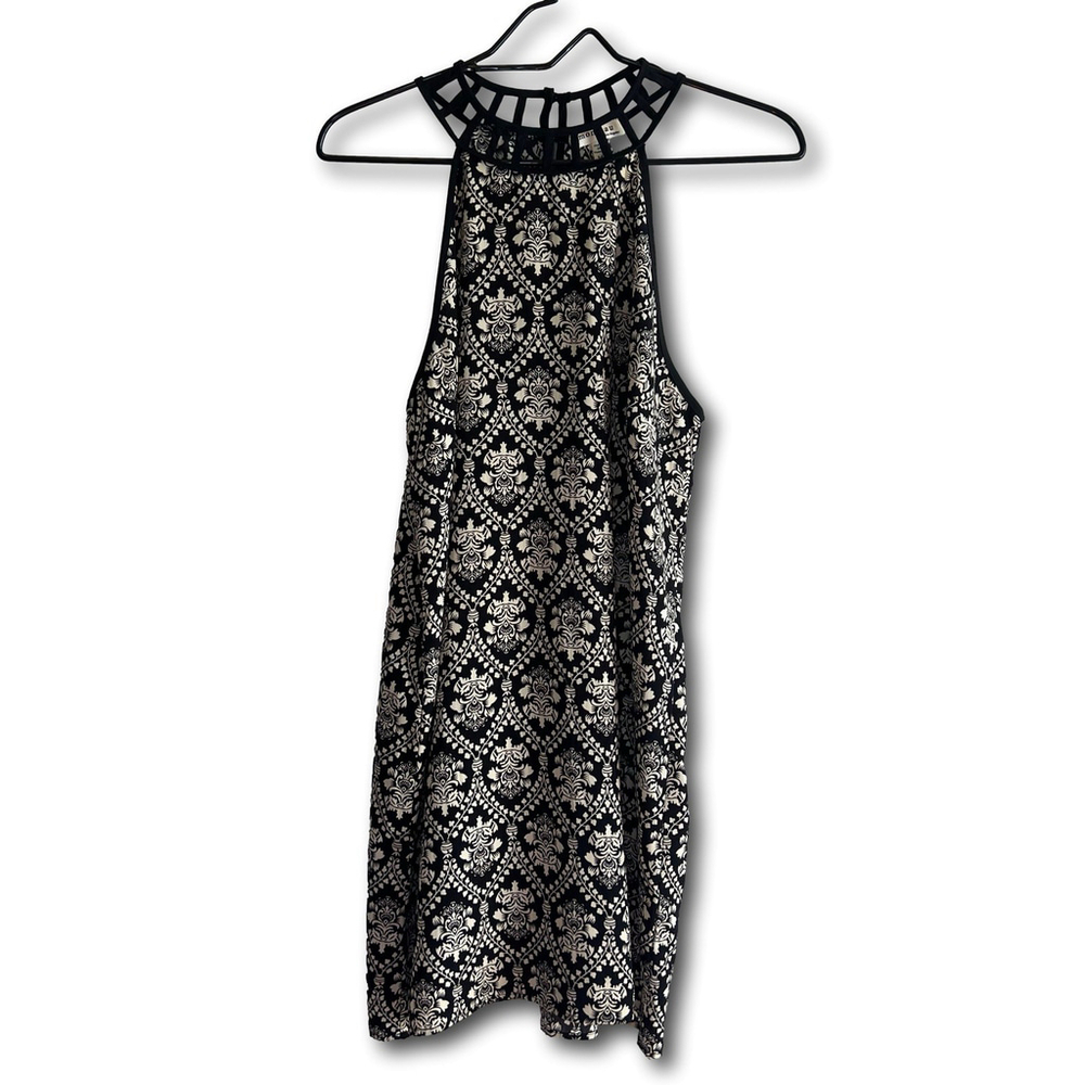Monteau Dress Black White Floral Sleeveless Knee Length Sheath Woman’s Size Med
